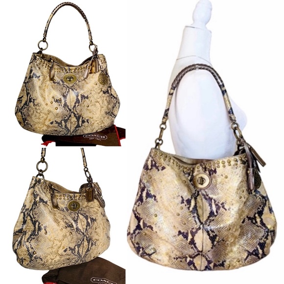 RARE⚡️COACH Limited Edition Hamptons Embossed Python Turnlock Hobo - Picture 2 of 16